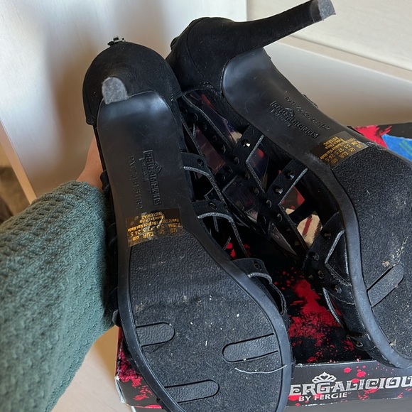Fergalicious by Fergie Black Diamond Heels - Picture 3 of 7